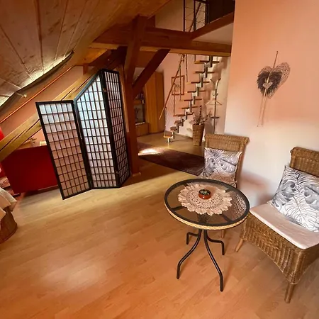 Schoene In Bahnhofsnaehe Fuer Urlaub, Studium Oder Arbeit Deggendorf
