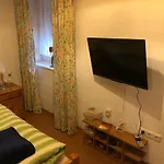 דירה Schoene In Bahnhofsnaehe Fuer Urlaub, Studium Oder Arbeit