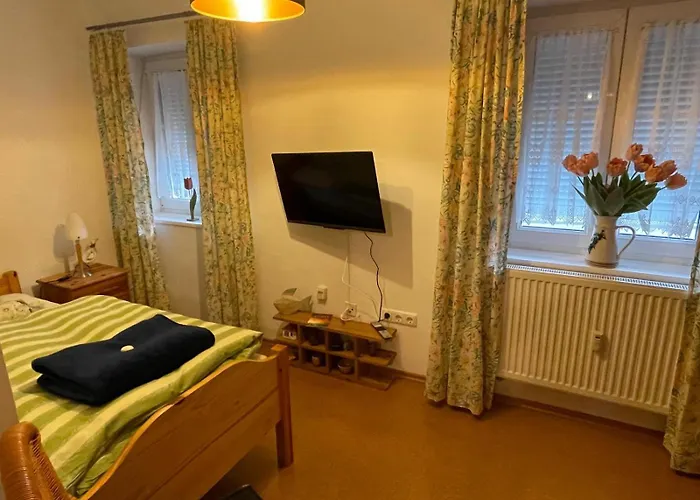 Daire Schoene In Bahnhofsnaehe Fuer Urlaub, Studium Oder Arbeit Deggendorf