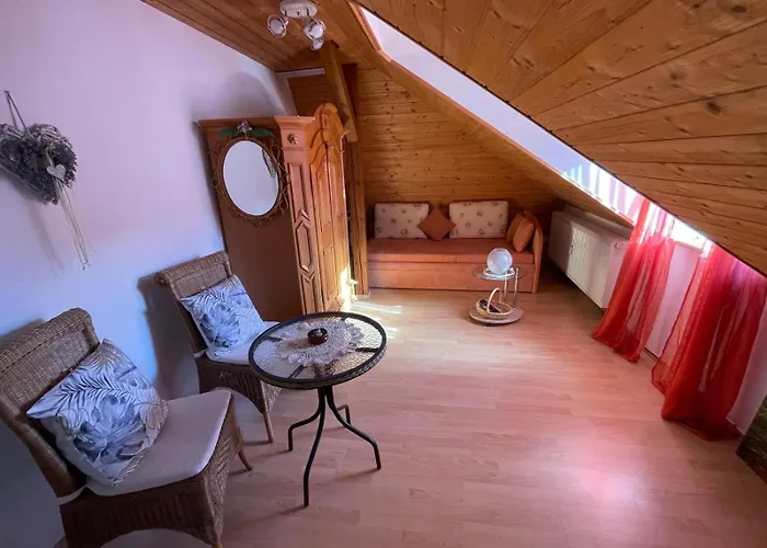 Schoene In Bahnhofsnaehe Fuer Urlaub, Studium Oder Arbeit Daire *